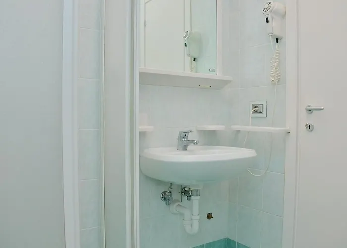 Lovely Flat With Private Garden Next To The Bibione